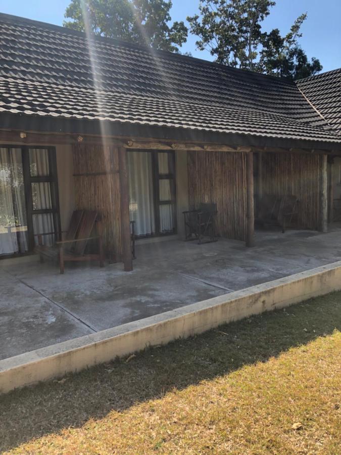 Jock Of The Bushveld Hotel Барбертън Екстериор снимка
